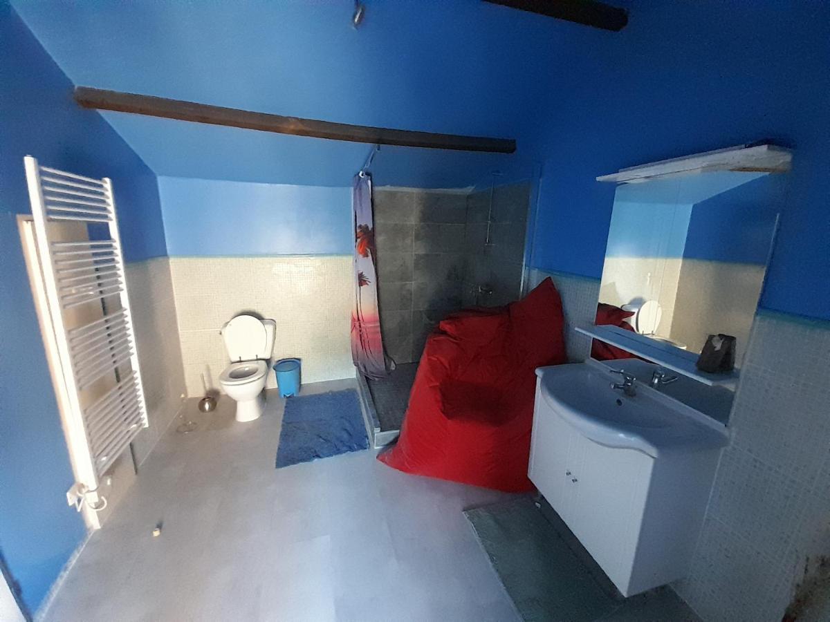 Le Prieure Bed & Breakfast Saint-Florent-sur-Auzonnet Ngoại thất bức ảnh